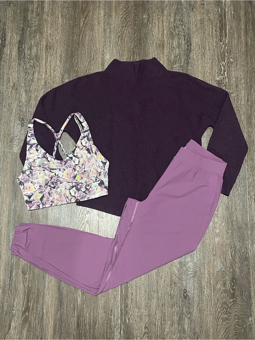 EUC Lululemon Purple Bundle. Size Tops XS/S, 6/Bottom 6